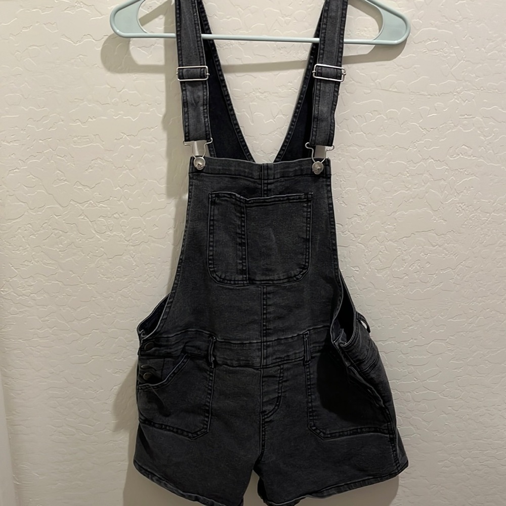 Black RSQ Denim Short Overalls Size:L
